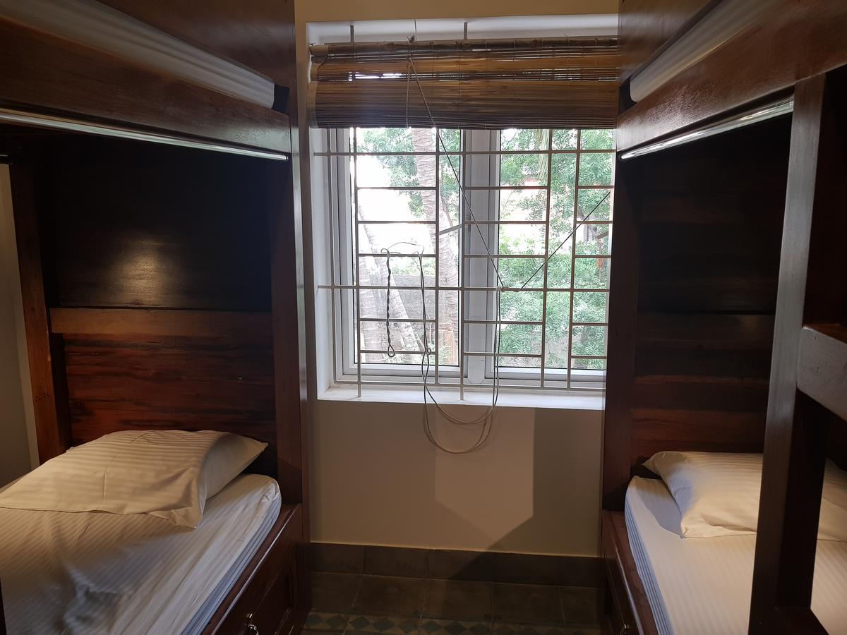 Micasa Hostels Pondicherry Bagian luar foto